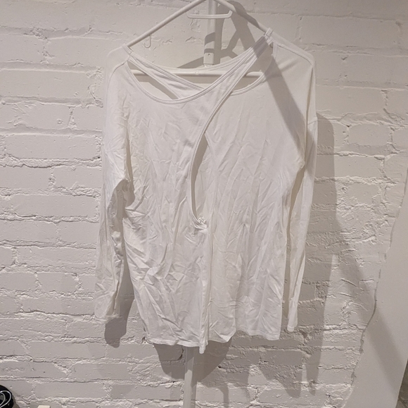 3/$30 Lululemon long sleeve open back tee - Picture 2 of 4